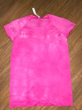 Lululemon Athletica Swiftly Tech Hot Pink Tie-Dye Short-Sleeve Shirt